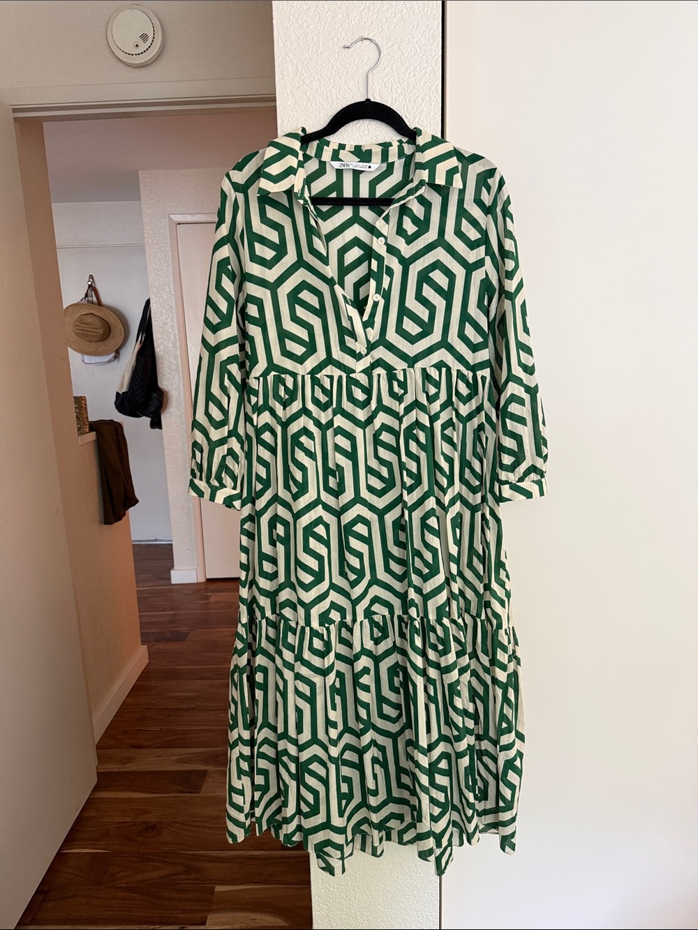 Zara Green and Cream Geometric Midi Dress